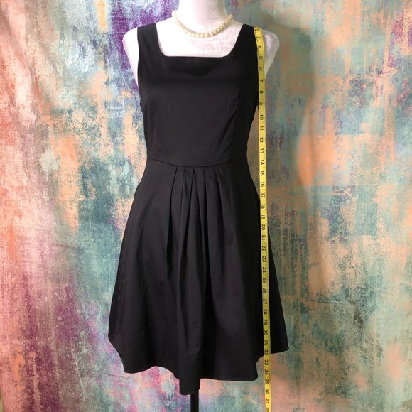 ๐Charlotte Russe Well-behaved in the Front, Sexy in the Back Cotton Bl. Dress - Picture 10 of 12